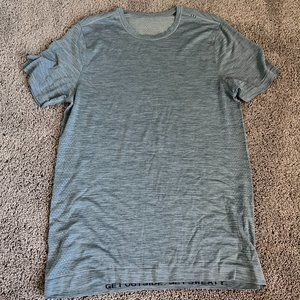 Size S - Lululemon Breathe Metal Vent Shirt